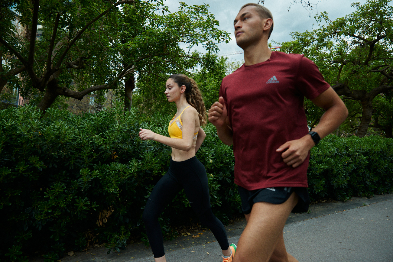 20240501-runners-in-the-city