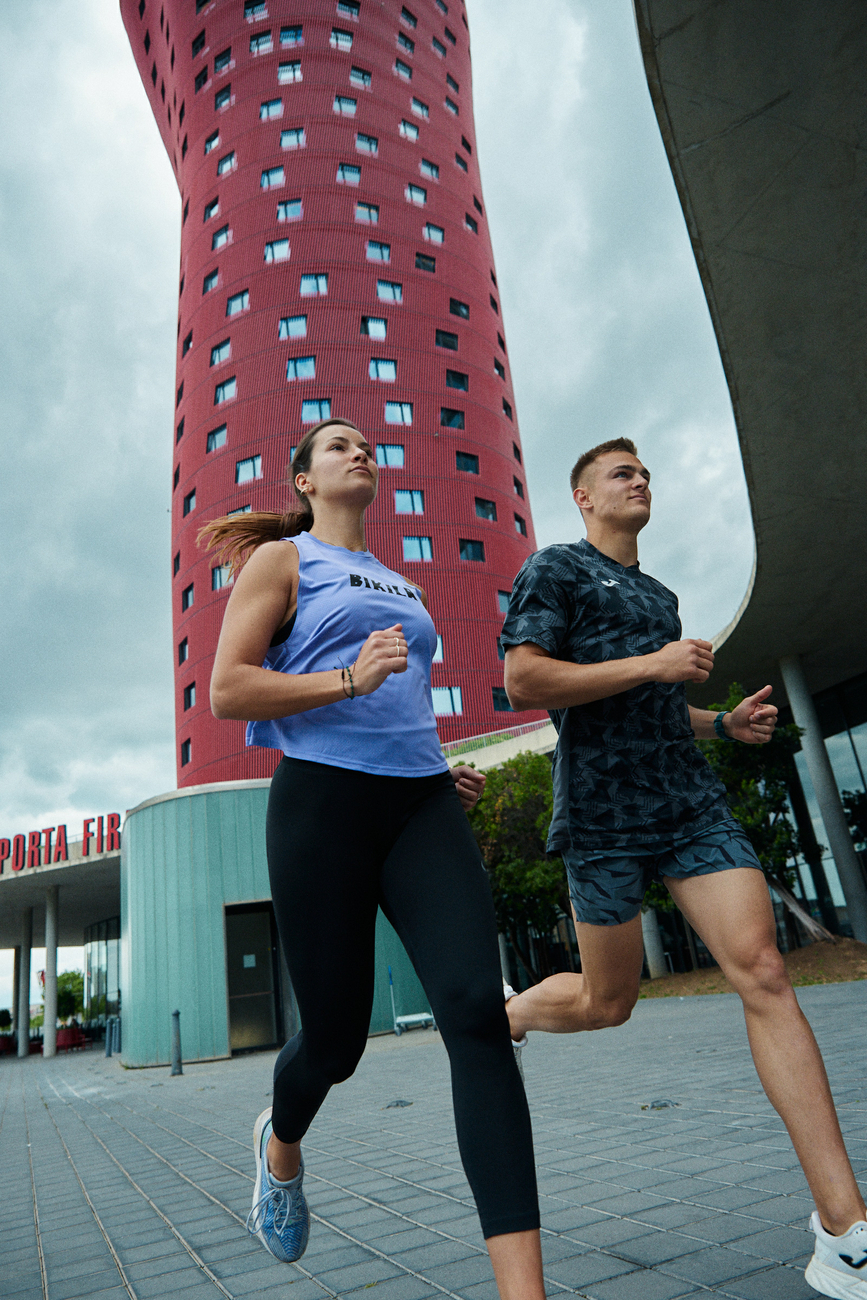 20240501-runners-in-the-city